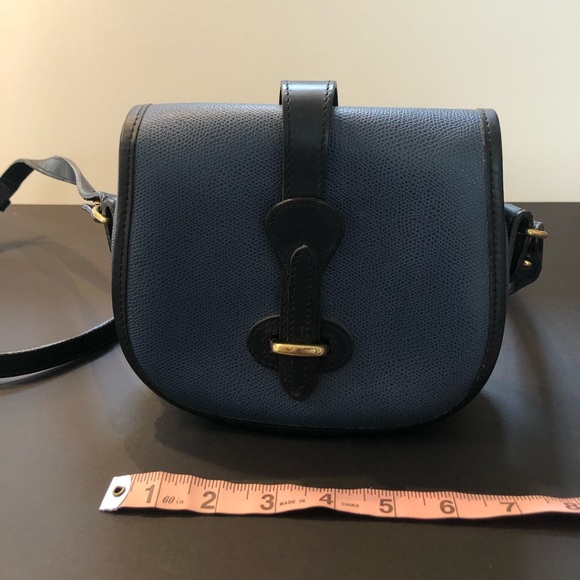 Dooney & Bourke Handbags - Vintage Dooney & Bourke Navy Saddle Bag